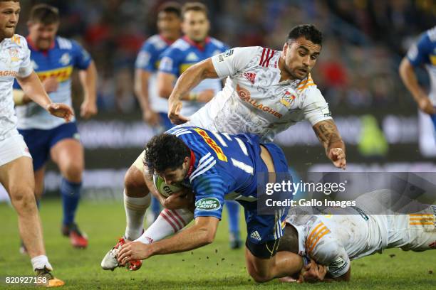 Viljoen of the Stormers and Liam Messam of Chiefs during the Super Rugby Quarter final between DHL Stormers and Chiefs at DHL Newlands on July 22,...