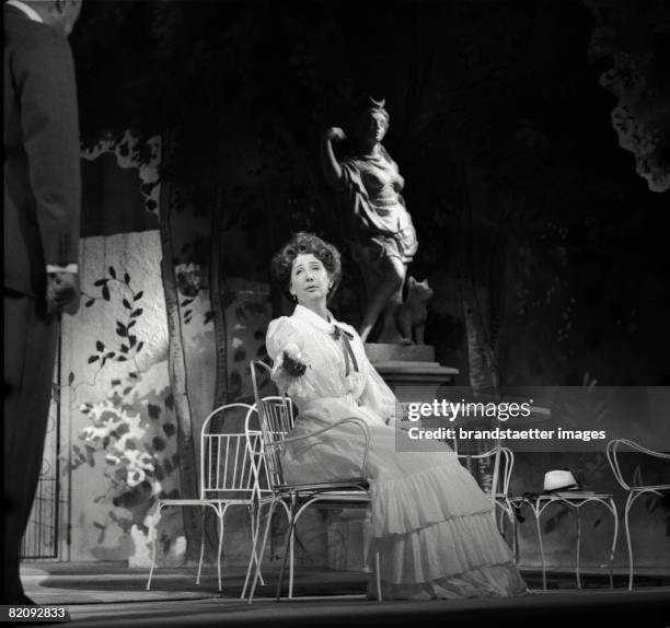 Actress Vilma Degischer in "Komtesse Mizzi" by Arthur Schnitzler in the Theater in der Josefstadt, Vienna, Photography, 1964 [Vilma Degischer in...