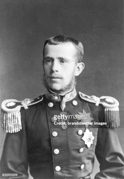 Crown prince Rudolf as general major, Photograph, 1881 [Kronprinz Rudolf als Generalmajor, Photographie, 1881]