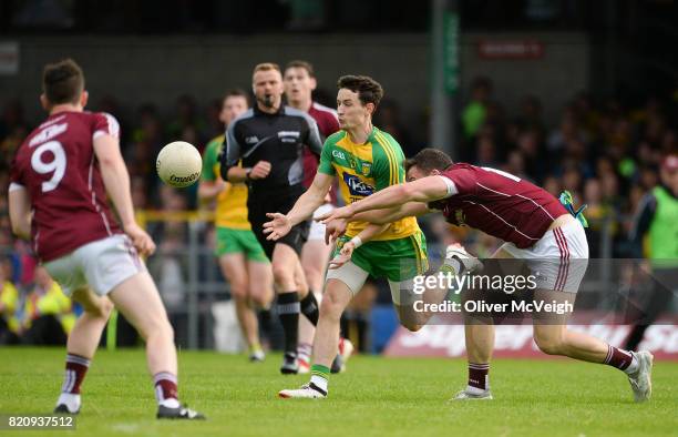 Sligo , Ireland - 22 July 2017; Eoin McHugh of Donegal in action against Damien Comer of Galway during the GAA Football All-Ireland Senior...