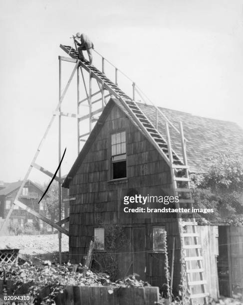 Preparations for the structure of the biggest telescope of the world in Berkeley, California, Photograph, Around 1935 [Vorbereitungen zum Bau des...