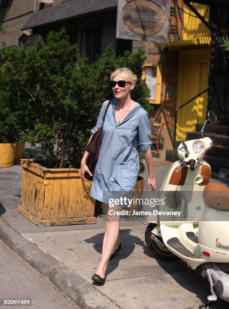 Kirsten Dunst 2008 Photos and Premium High Res Pictures - Getty Images