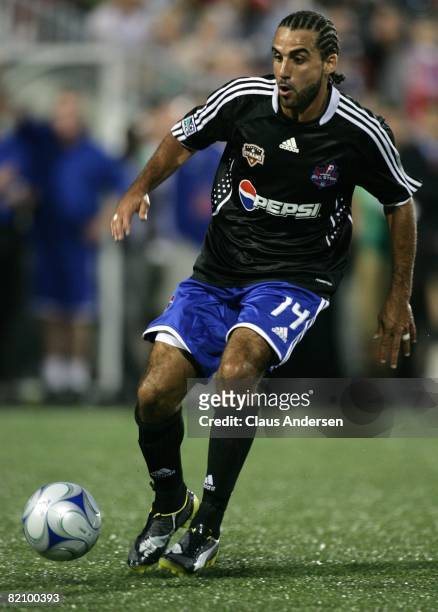 Dwayne De Rosario dribbles the ball during the 2008 Pepsi MLS All-Star Game between the MLS All-Stars and West Ham United at BMO Field on July 24,...