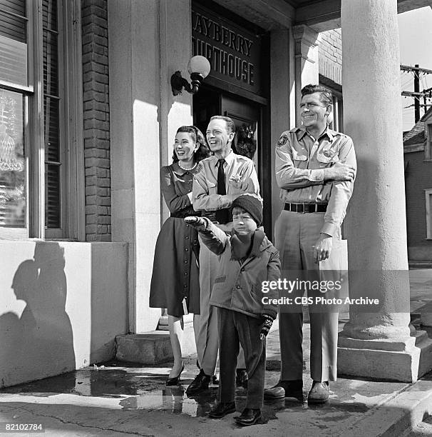 From left, American actress Elinor Donahue , American actor Don Knotts , American actor Ronnie Howard , and American actor Andy Griffith appear in an...