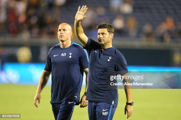 Tottenham Hotspur manager Mauricio Pochettino waves to the crowd afterthe International Champions Cup 2017 match between Paris Saint-Germain and...