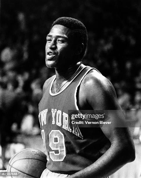 Willis Reed of the New York Knicks looks on during a game against the Milwaukee Bucks during the 1970 season at the MECCA Arena in Milwaukee,...