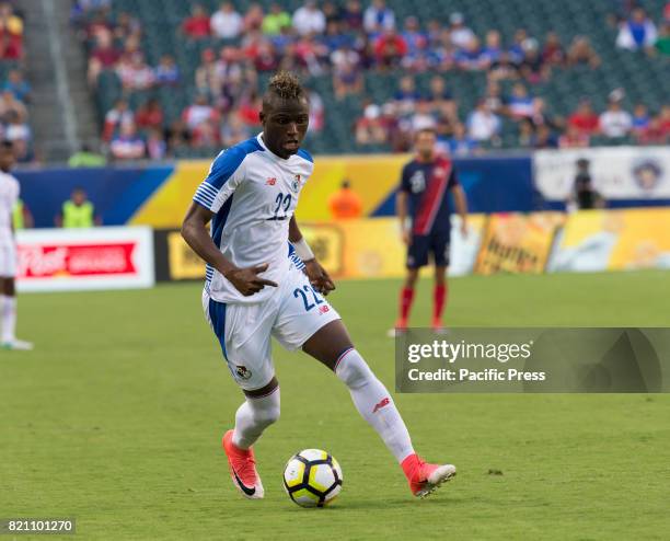 Abdiel Arroyo of Panama controls ball during 2017 Gold Cup quarterfinal game against Costa Rica Costa Rica won 1 - 0.