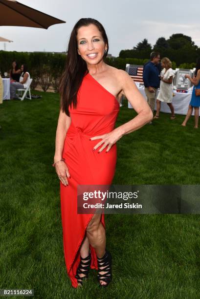 Wendy Diamond attends 2017 Hampton Designer Showhouse Gala Preview Cocktail Party at a Private Residence on July 22, 2017 in Southampton, New York.