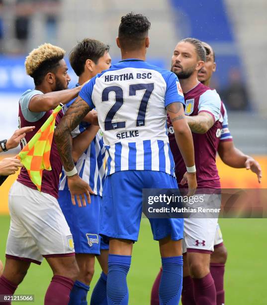 Aaron Tshibola of Aston Villa, Genki Haraguchi, Davie Selke of Hertha BSC, Henri Lansbury and Gabriel Agbonlahor of Aston Villa during the game...