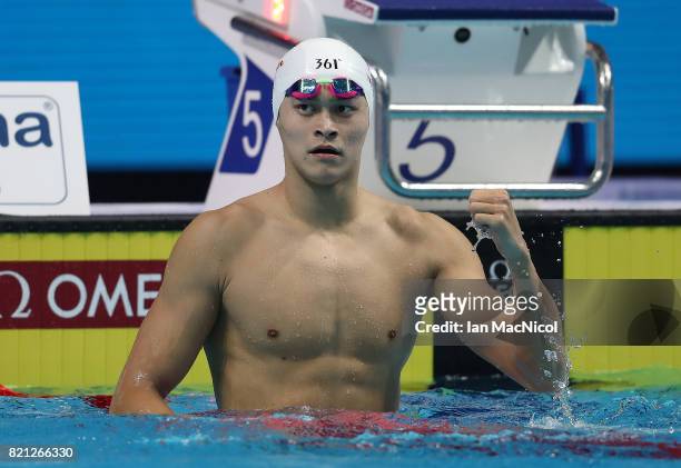 Sun Yang of China celebrates winning the Men's 400m Freestyle during day ten of the FINA World Championships at the Duna Arena on July 23, 2017 in...