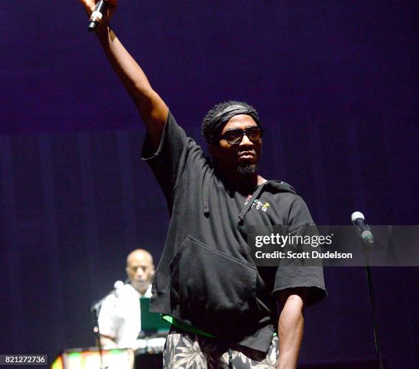 Quest The Rapper Q Tip Musician Photos and Premium High Res Pictures - Getty Images