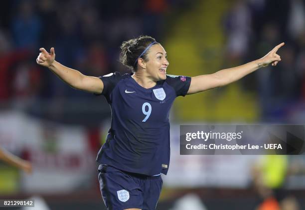 Jodie Taylor of England celebrates scoring their second goal during the UEFA Women's Euro 2017 Group D match between England and Spain at Rat Verlegh...