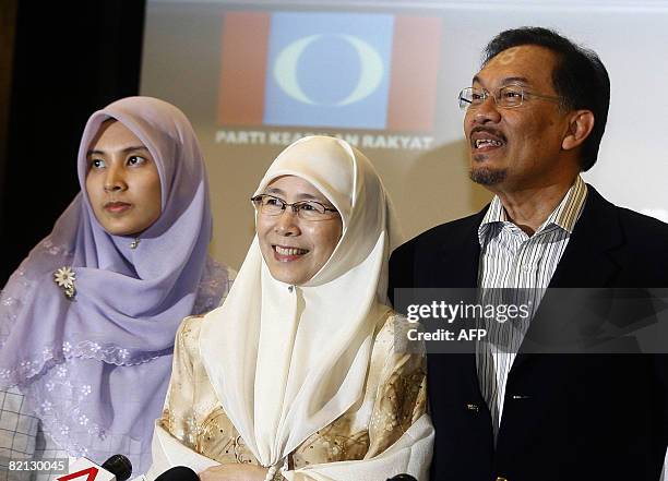 145 Nurul Izzah Anwar Stock Photos, High-Res Pictures, and Images ...