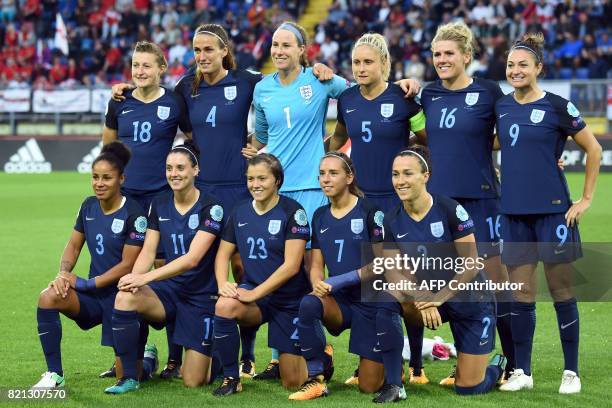 England's football team players defender Demi Stokes, midfielder Jade Moore, forward Francesca Kirby, midfielder Jordan Nobbs, defender Lucia Bronze,...