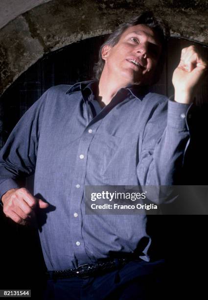 Dick Fosbury poses at the World Sport Awards in Vienna, Austria, 19th November 1999. The American athlete won a gold medal in the Mexico City 1968...