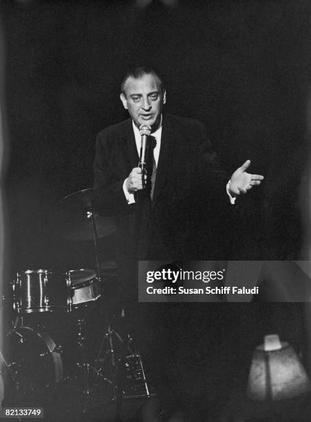 American actor and comedian Rodney Dangerfield performing for the inmates at Rikers Island Jail, New York, circa 1969.