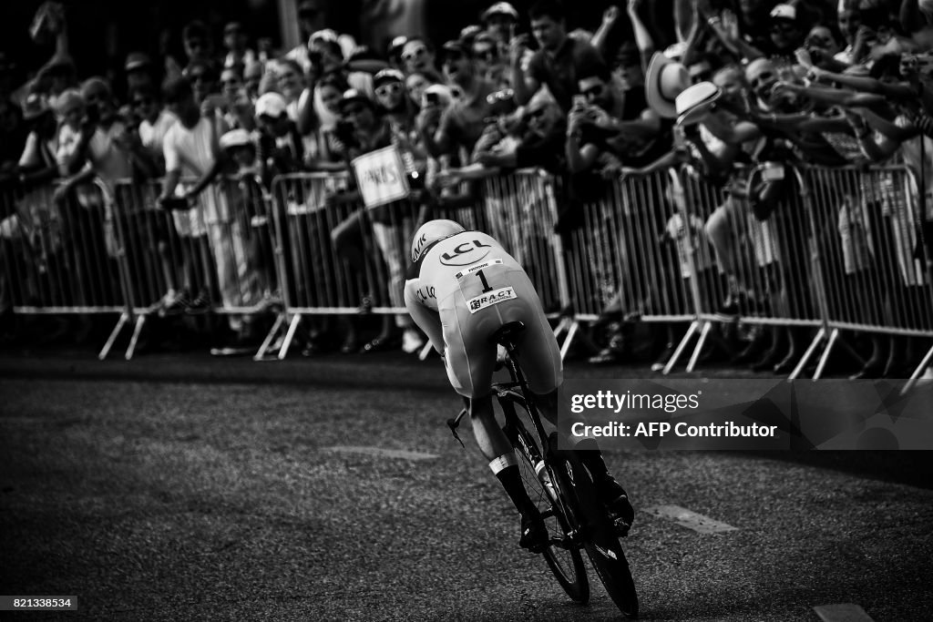 CYCLING-FRA-TDF2017-BLACK AND WHITE