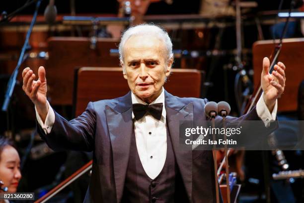 Tenor Jose Carreras perfom on stage during the Thurn & Taxis Castle Festival 2017 on July 23, 2017 in Regensburg, Germany.