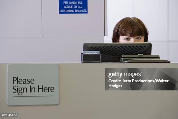 Receptionist Screen Receptionist Computer Screen Photos and Premium High Res Pictures ...