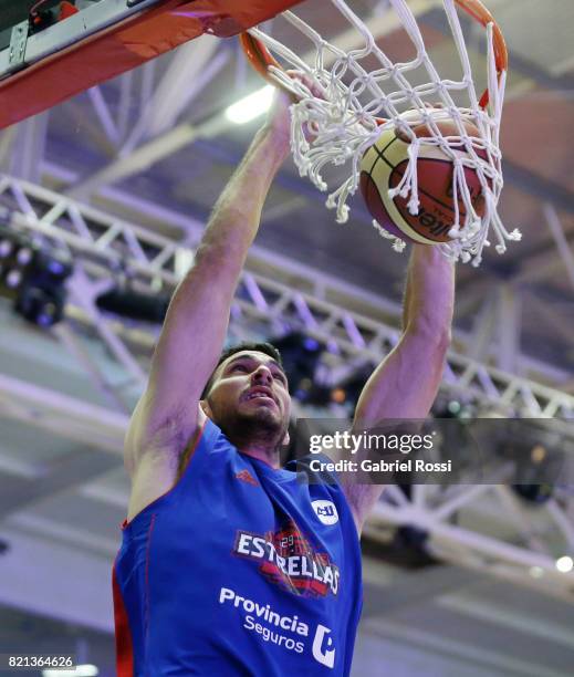 Roberto Acuna of the Blue Team dunks during the 29th Liga Nacional All-Star Game at Roberto Pando Sports Center of San Lorenzo on July 23, 2017 in...