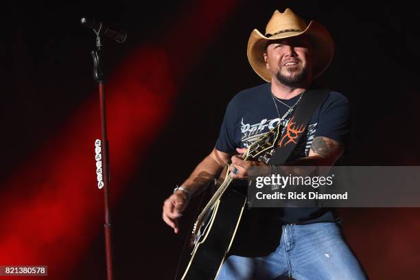 Singer/Songwriter Jason Aldean performs during Country Thunder Day 4 on July 23, 2017 in Twin Lakes, Wisconsin.