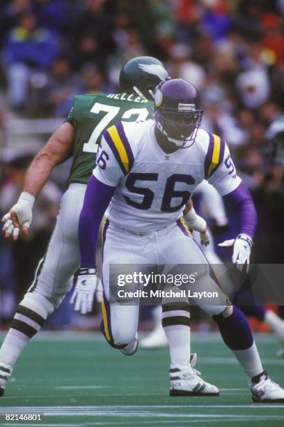 Chris Doleman of the Minnesota Vikings during a NFL football game against the Philadelphia Eagles on December 6, 1992 at Veterans Stadium in...