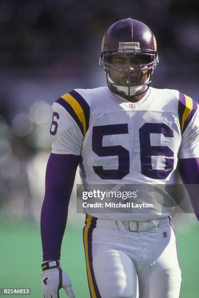 Chris Doleman of the Minnesota Vikings during a NFL football game against the Philadelphia Eagles on December 6, 1992 at Veterans Stadium in...