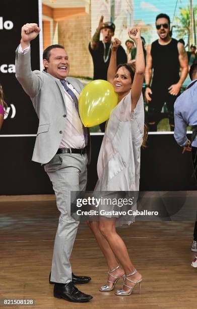 Alan Tacher and Halle Berry are seen on the set of 'Despierta America' to promote the movie KIDNAP at Univision Studios on July 24, 2017 in Miami,...