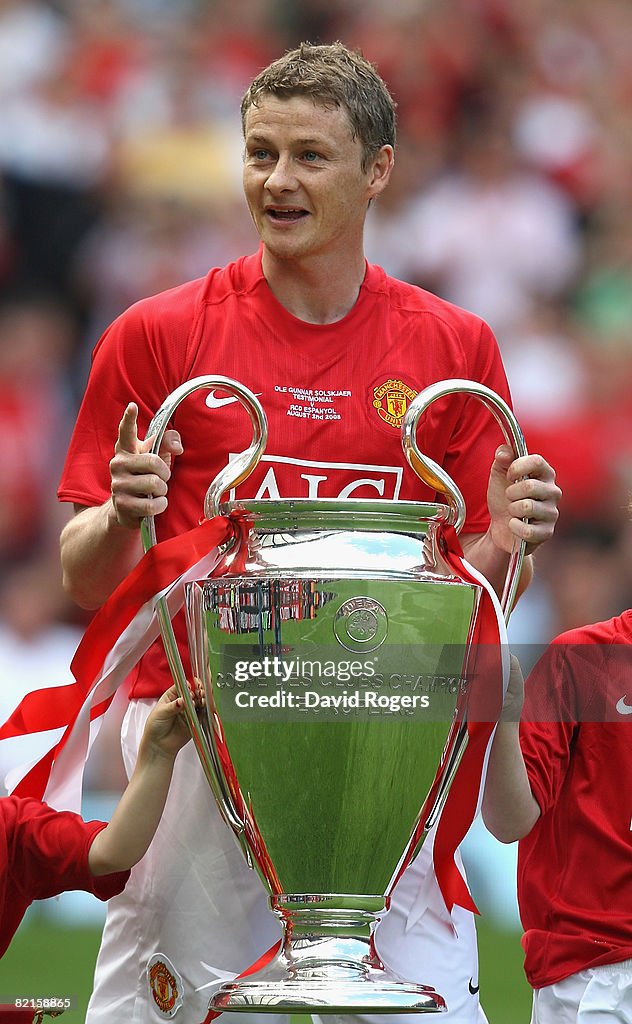 Manchester United v Espanyol - Pre Season Friendly