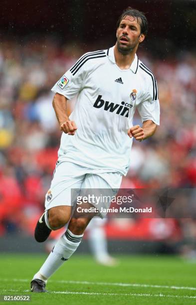 Ruud van Nistelrooy of Real Madrid in action during the pre-season friendly match between SV Hamburg and Real Madrid during the Emirates Cup at the...