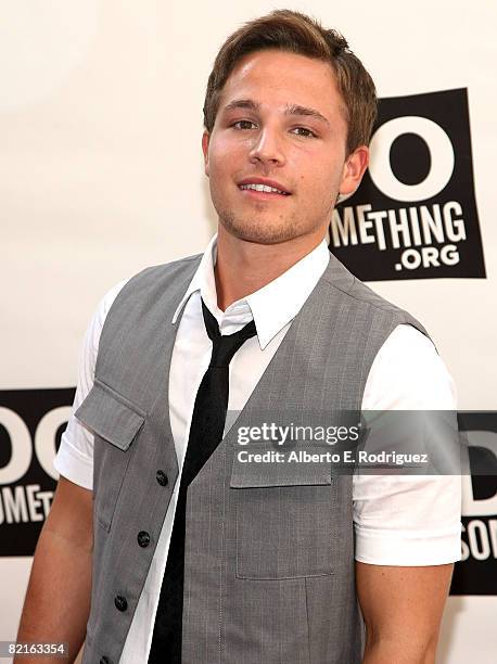 Actor Shawn Pyfrom arrives at the Do Something Awards and official pre-party for the 2008 Teen Choice Awards held at Level 3 on August 2, 2008 in Los...