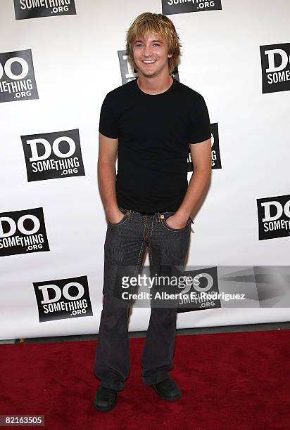Actor Kellan Lutz arrives at the Do Something Awards and official pre-party for the 2008 Teen Choice Awards held at Level 3 on August 2, 2008 in Los...