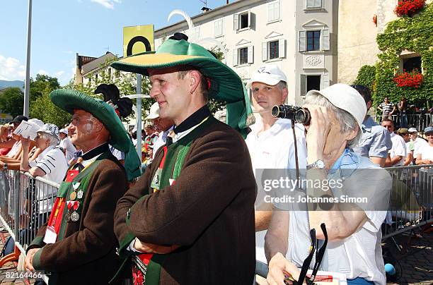 Traditionally dressed Tyrolian riflemen are seen during a Angelus prayer with Pope Benedict XVI in front of Brixen Cathedral on August 3, 2008 in...