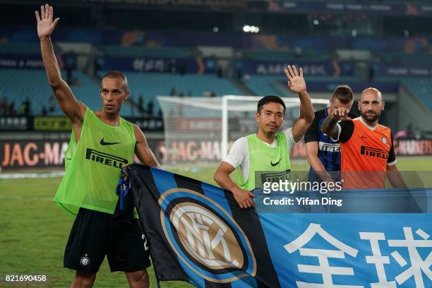 Yuto Nagatomo , Miranda and Tommaso Berni of FC Internationale greet fans after the 2017 International Champions Cup football match between FC...