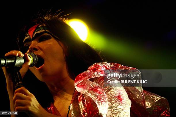 Byor Singer 354 Turkcell Kuruçeşme Arena Photos & High Res Pictures - Getty Images