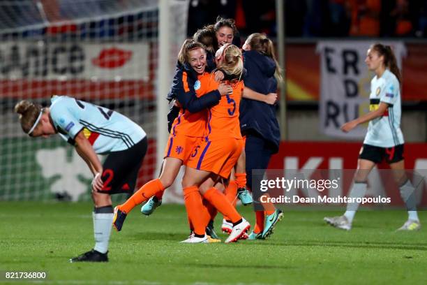 Kika van Es of Netherlands celebrate victory over Norway after the Group A match between Belgium and Netherlands during the UEFA Women's Euro 2017 at...