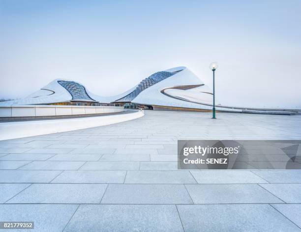 town square - the harbin theatre stockfoto's en -beelden