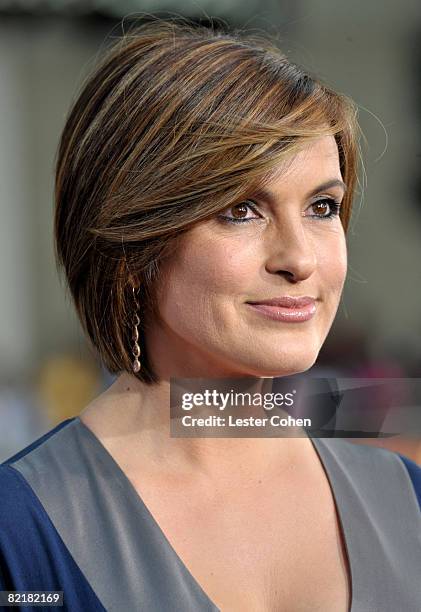 Actress Mariska Hargitay arrives at the Los Angeles Premiere of "The Love Guru" at Grauman's Chinese Theatre on June 11, 2008 in Hollywood,...