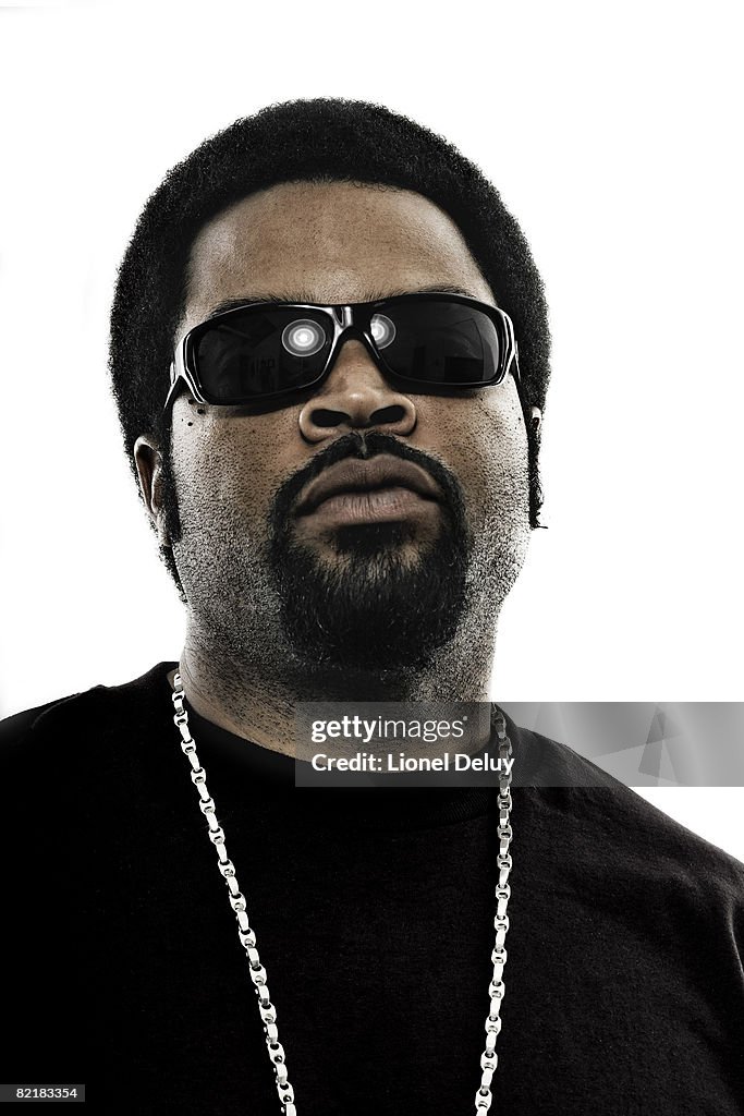 Ice Cube Rapper Magazine Rapper Ice Cube is photographed for Murder Dog Magazine. News Photo ...