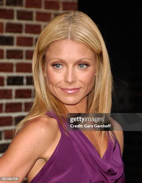 Actress/T.V. Personality Kelly Ripa visits "Late Show with David Letterman" at the Ed Sullivan Theatre on August 5, 2008 in New York City.
