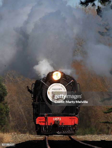 The Parliamentary Express travels through Waikane during the Parliamentary train special from Wellington to Auckland August 6, 2008 in Wellington,...