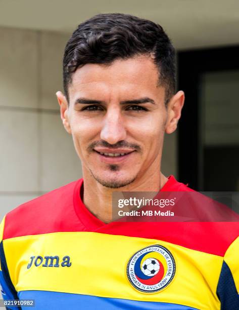 Uefa - World Cup Fifa Russia 2018 Qualifier / "nRomania National Team - Preview Set - "nRomario Sandu Benzar