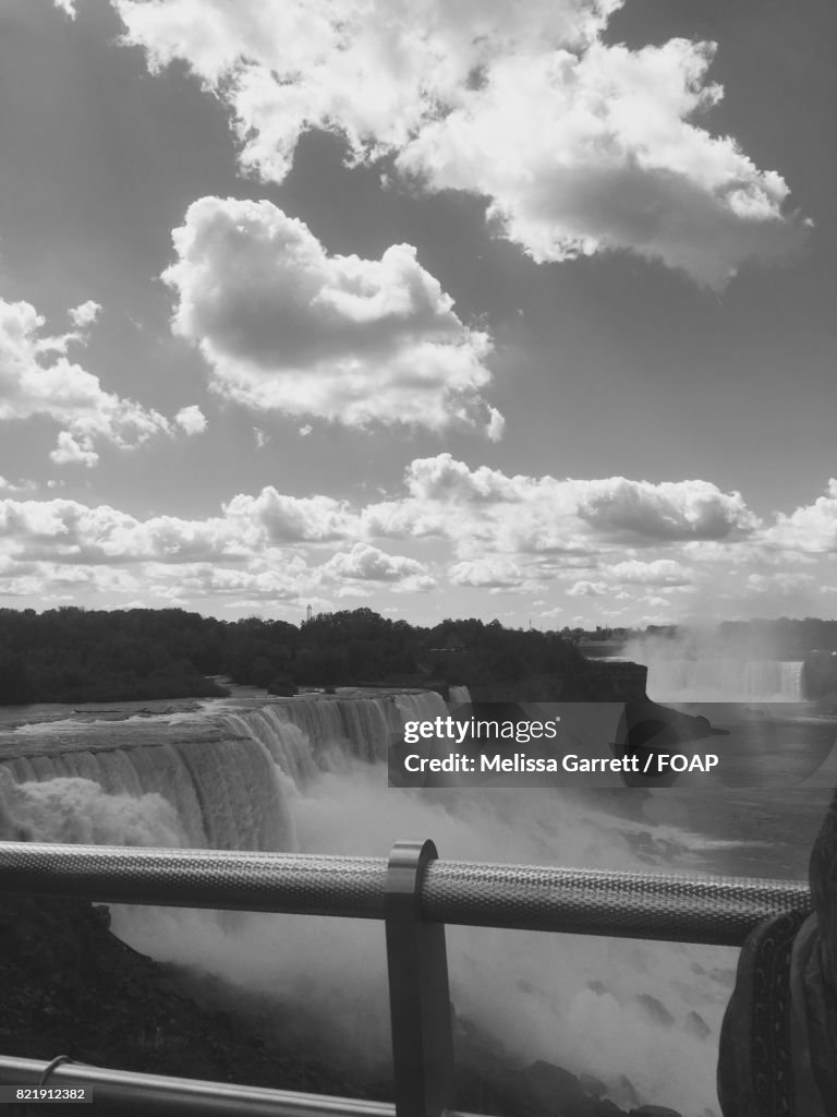 Scenic view of niagara fall