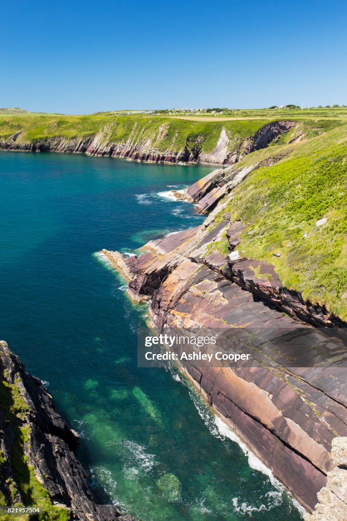 Coastal scenery between Solva and St Davids, Pemrokeshire, Wales, UK.