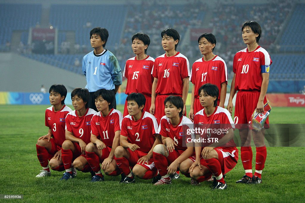 OLY-2008-FBL-WOMEN-PRK-NGR
