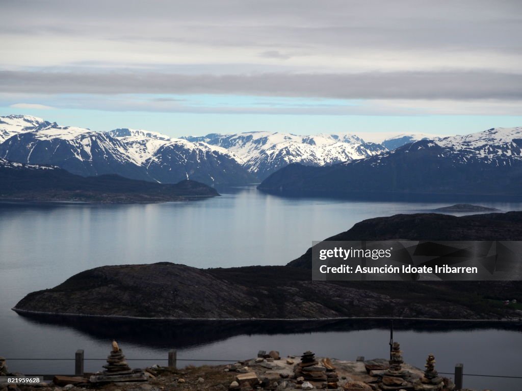 Cairns on the edge of the fjord