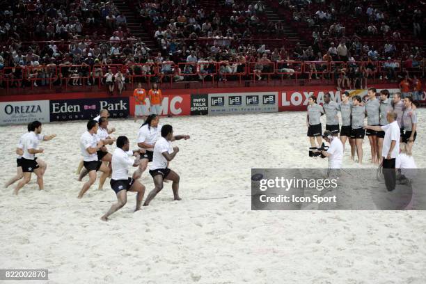 Le Haka des Wallis et Futuna - - Eden Park Beach Rugby - Paris Bercy,