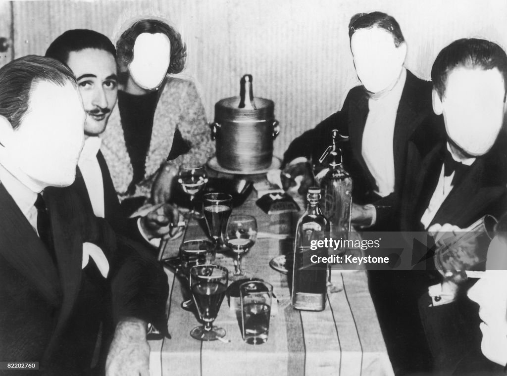 Harley Raptopoulos Robert Paul Harley dining out with a group of unidentified friends ...