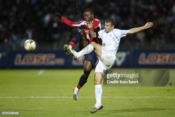 Aurelien CHEDJOU / Benoit CHEYROU - - Lille / Marseille - 16 eme journee de Ligue 1,