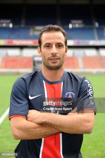 Ludovic GIULY - - Nouveau joueur du PSG,